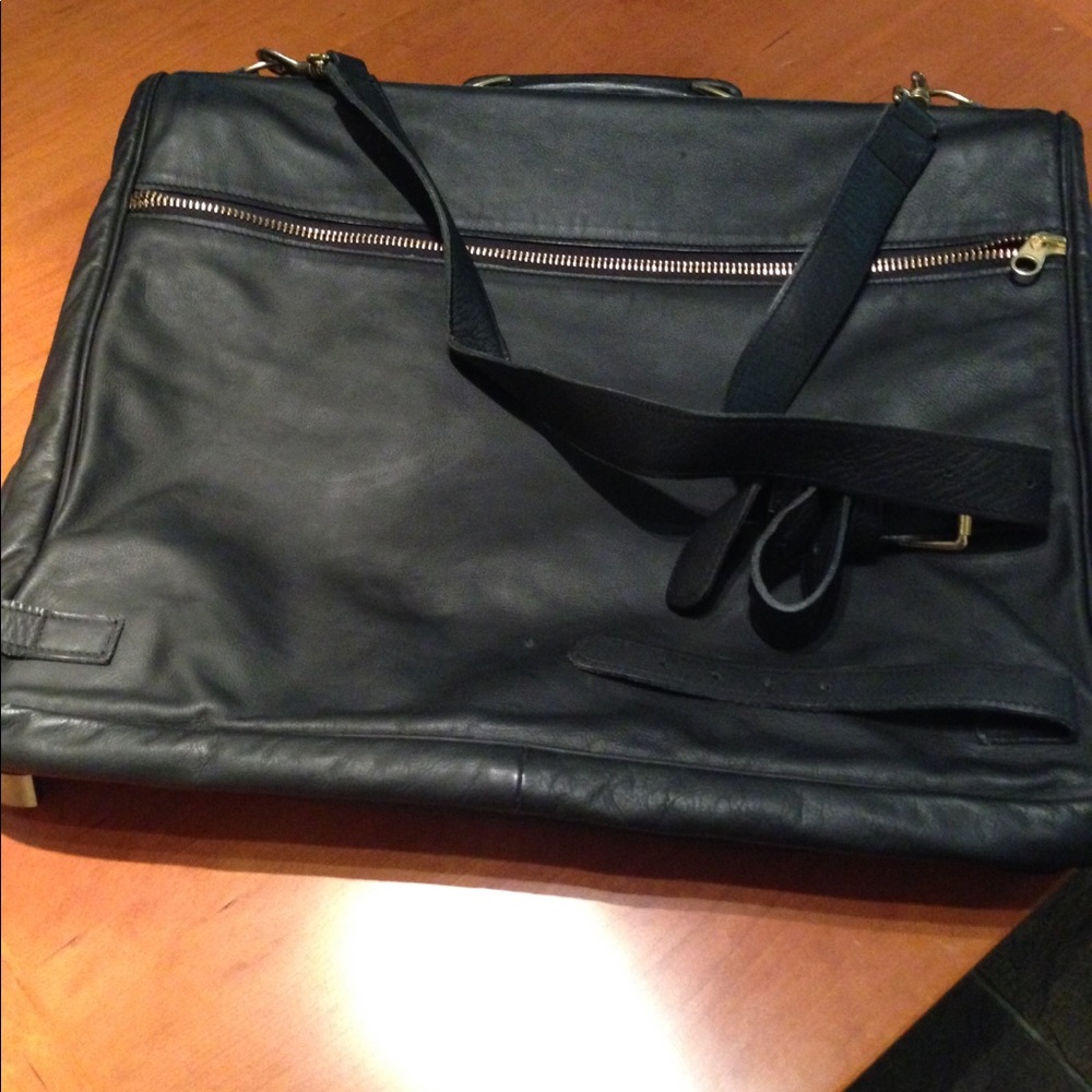 Leather garment travel bag